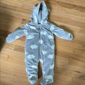Cozy Gray Cloud Kids One Piece snow outfit 9month nwot